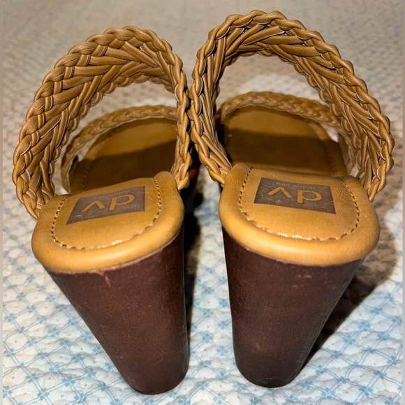 Dolce Vita Braided Double Strap High Heel Sandals, Tan, Size 7, 4” Heel - Picture 3 of 12